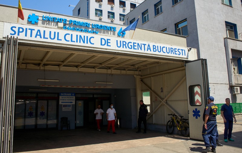 „Am fost un sac de cartofi abandonat pe un pat”. Experiența de coșmar a unei jurnaliste, internată 6 zile la Spitalul Floreasca din București