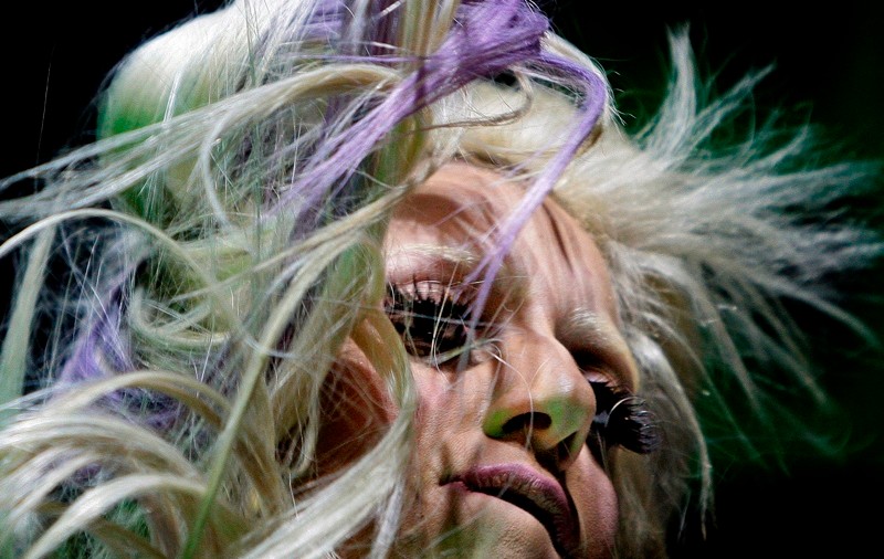 Lady Gaga “mănâncă bărbaţii pe pâine”