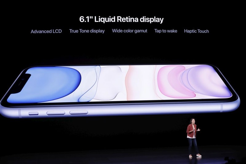 iPhone 11, cu un display de 6,1 inch