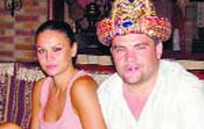 Viorel se gandeste la insuratoare