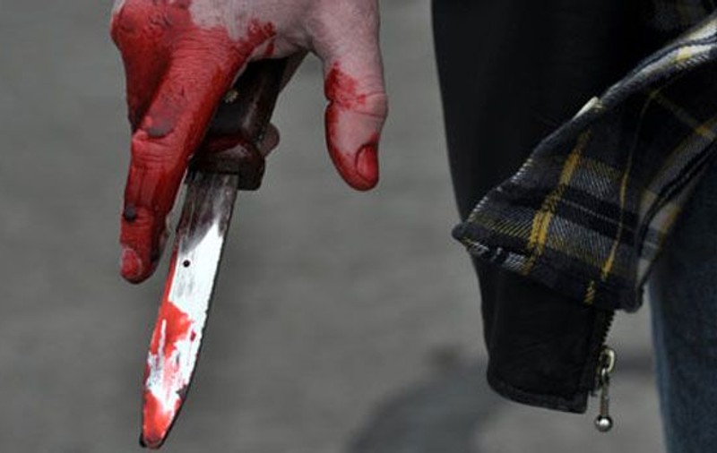 Doi tineri au fost înjunghiați în Satu Mare de un bărbat. Agresorul e acuzat de tentativă de omor