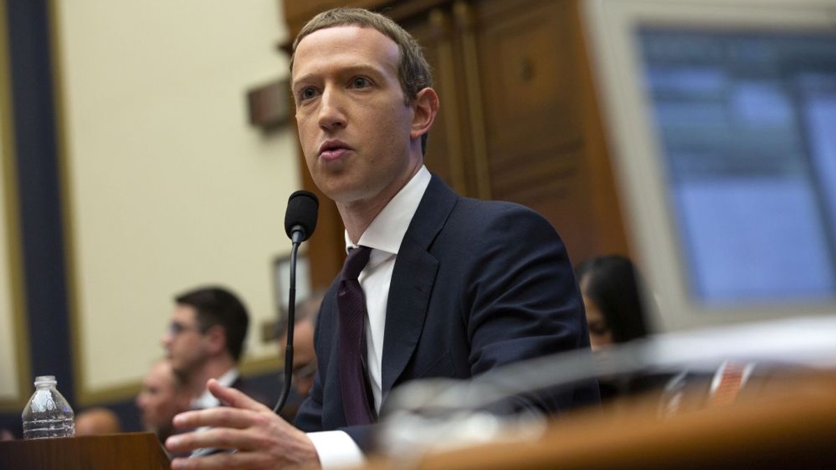 Mark Zuckerberg s-a întâlnit cu Donald Trump la Casa Albă