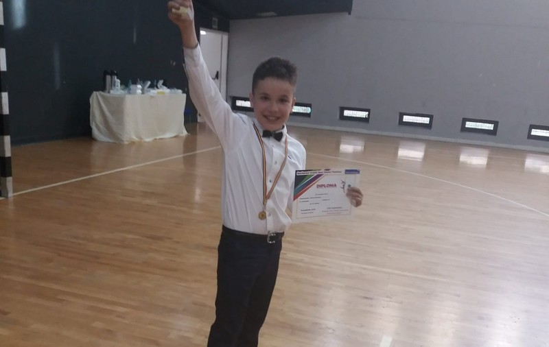 Remus Grigorescu, dansatorul de 11 ani care trebuie operat la inimă. Strigătul unei mame: ”Ajutați-mă să-mi salvez copilul!”