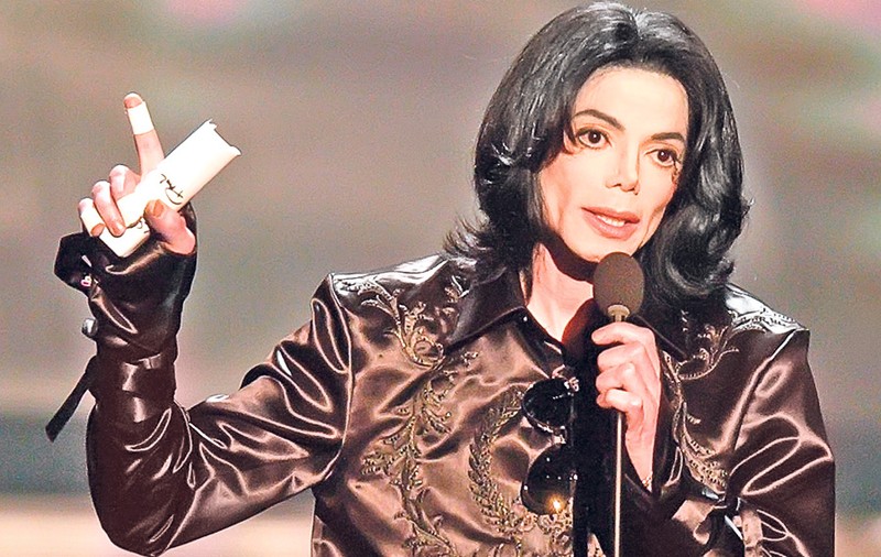 Michael Jackson, DUET DUPĂ MOARTE | VIDEO