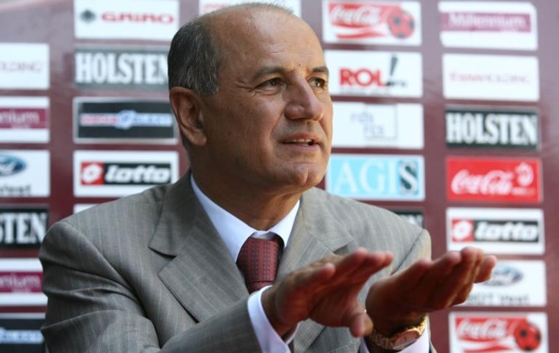 PREIA RAPIDUL DE LA COPOS! Viitorul patron al giuleştenilor este un MAESTRU MASON! FOTO