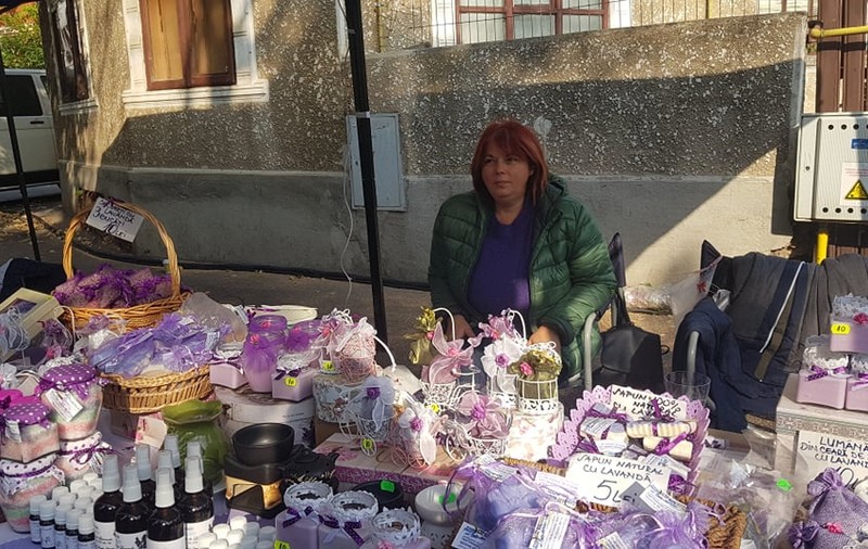 Afacere cu parfum. O familie de români a dat lovitura cu o afacere, la care puțini s-ar fi gândit! "Soțul a fost cu ideea, deși nici unul nu știa nimic despre asta"