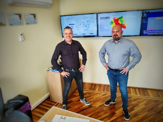 Traian Oprean și Gabriel Cârjea, cei doi sibieni din spatele ideii Vaccin.Live