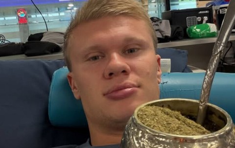 Haaland i-a amuzat pe fani cu această fotografie. Ce bea starul lui Manchester City