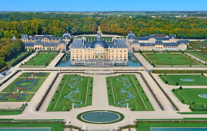 Promoție a unui castel aflat la o oră de Paris. Dacă te cheamă ca pe campionii olimpici francezi, intri gratis