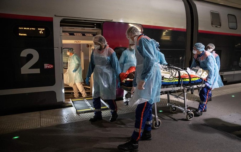 Un bărbat suspect de coronavirus a fugit din spitalul din Timișoara. Managerul unității medicale cere pază cu jandarmi