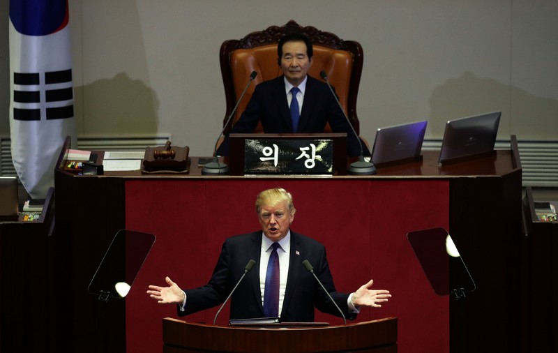 Mesajul transmis de Trump pentru Kim Jong-un din parlamentul de la Seul: „Coreea de Nord nu este paradisul pe care l-a vrut bunicul tău”