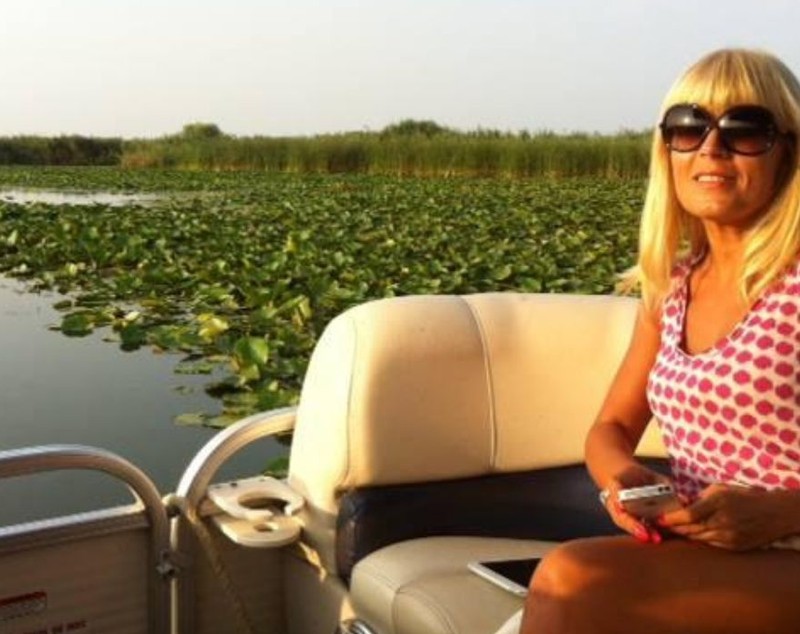 Ce a făcut Elena Udrea după ce a ajuns în vacanță la Mamaia: „Dacă trăia Ceaușescu, v-ar fi condamnat pe viață”