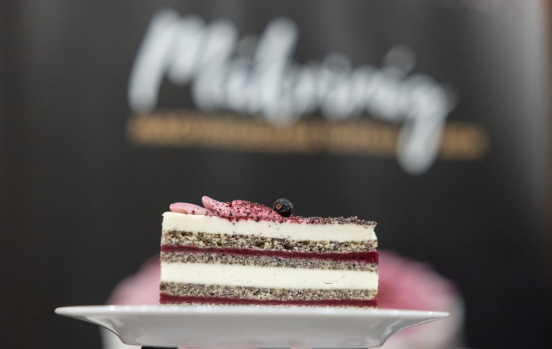 Cât a cerut un restaurant italian pentru a tăia un tort adus de la cofetărie. Nota de plată a devenit virală