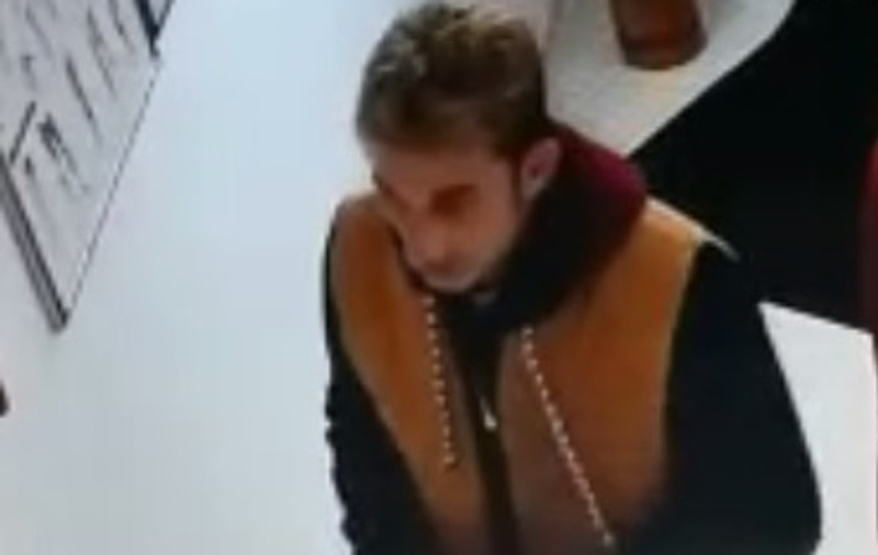 VIDEO/Povestea unui țepar care se dădea comisar. Acționa într-un cartier select, dar a avut ghinion și totul a fost filmat!