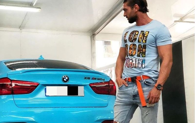 Dorian Popa, urmărit de Poliție în Capitală! Agenții de la Rutieră i-au săltat permisul de conducere