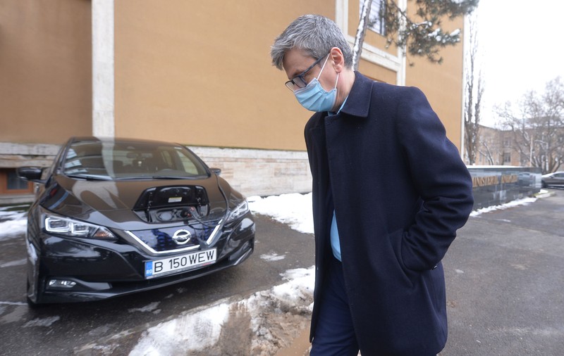 Explicația lui Virgil Popescu pentru creşterea preţului gazelor: Este o speculație făcută de Rusia, prin Gazprom. Când ar putea să scadă tarifele