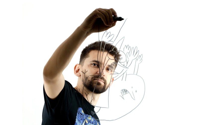 Un grafician român apreciat de o publicație de cinema din New York, printre cei mai buni creatori de afișe de film din 2020