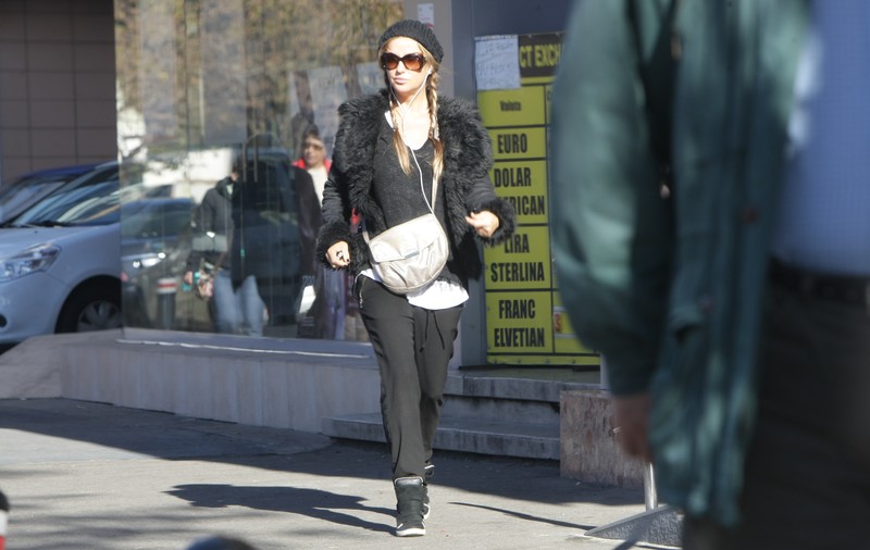 AM AFLAT CE O FACE FERICITĂ PE TANIA BUDI! Imaginile cu blondina vorbesc de la sine | FOTO ÎN ARTICOL