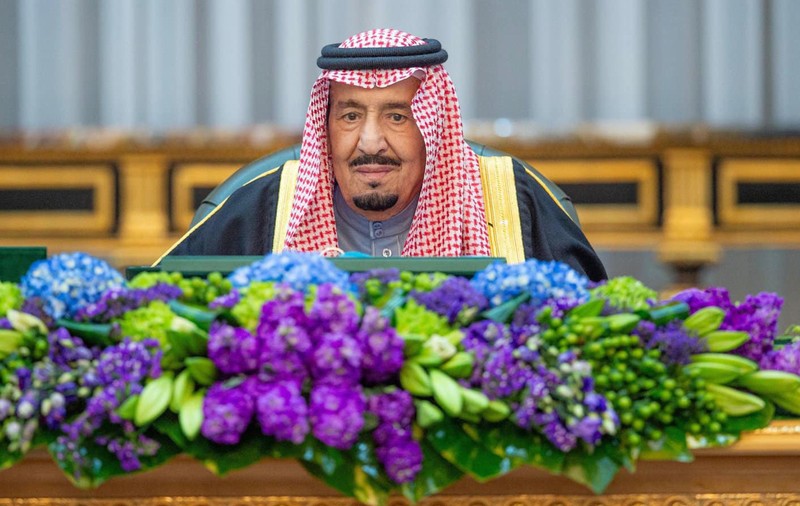 Regele Salman bin Abdulaziz al Arabiei Saudite, supus unor analize medicale din cauza „temperaturii ridicate și a durerilor articulare”