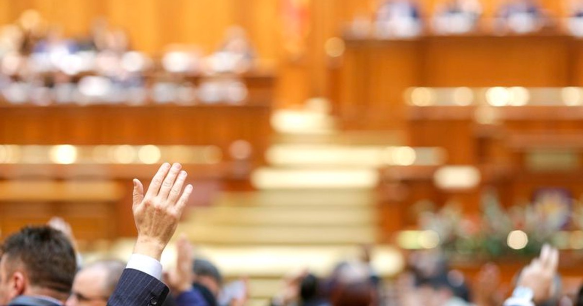Proiect: Eliminarea probei de limba română la evaluări şi bacalaureat pentru elevii minorităţilor naţionale
