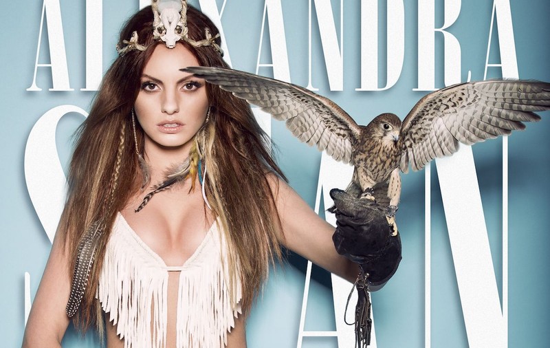 Alexandra Stan, revenire spectaculoasă cu cel mai nou videoclip, «Thanks for leaving» | VIDEO