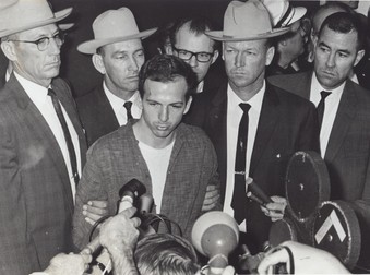 cine l-a omorât pe Kennedy