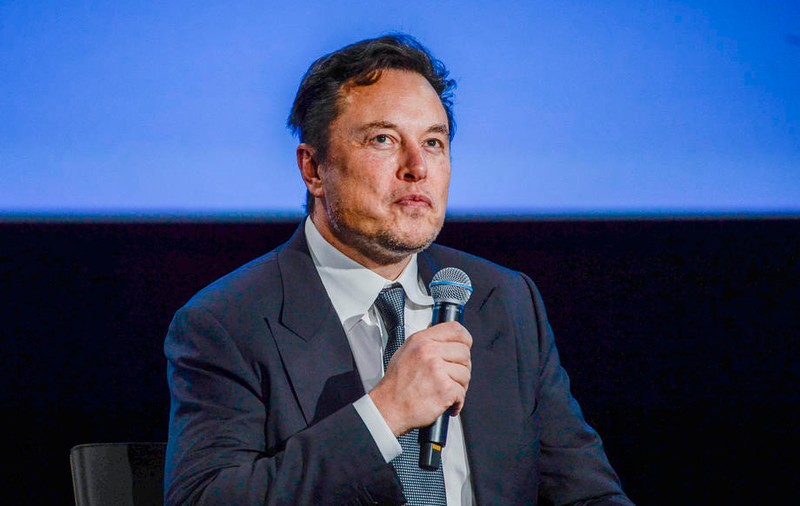 Elon Musk neagă că a vorbit cu Vladimir Putin despre războiul din Ucraina