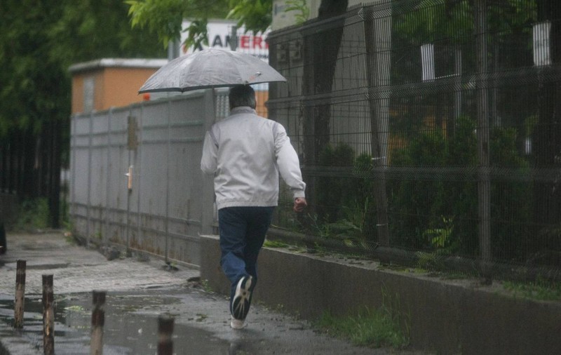 VEŞTI PROASTE: VIN PLOILE. Iată ce TEMPERATURI vor fi JOI ŞI VINERI!