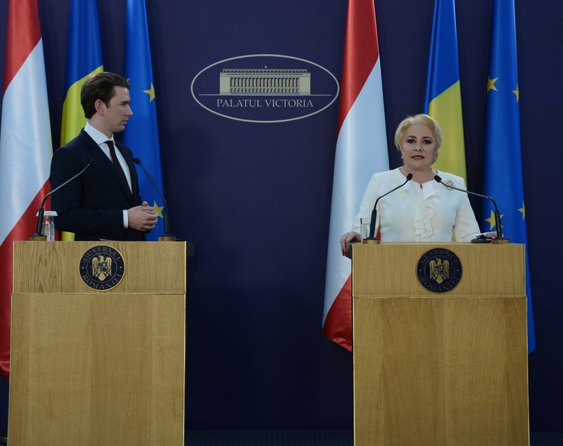 FOTO | România a preluat simbolic președinția Consiliului UE de la Austria. Cancelarul Sebastian Kurz, întâlniri cu președintele Klaus Iohannis și premierul Viorica Dăncilă