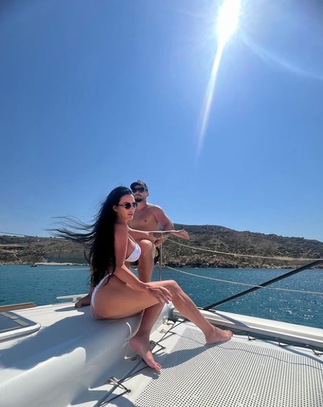 Ipostaza în care a apărut Daniela Crudu cu tatăl copiilor ei în vacanță. Unde se relaxează în plină vară cu iubitul Dani