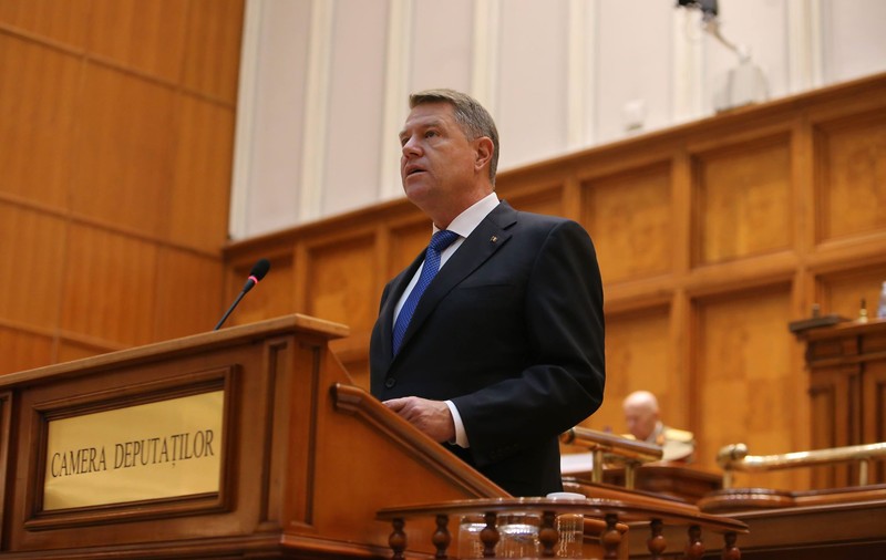 VIDEO / Şedinţă solemnă la Parlament, dedicată Centenarului. Klaus Iohannis: "Mergem în direcția corectă?"; Viorica Dăncilă: "Lansez un mesaj de pace către președintele României"