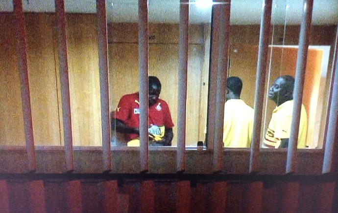 Ghanezii s-au asigurat că au primit toţi banii FOTO: Twitter.com