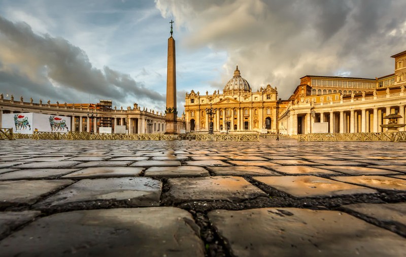 Acţiune în justiţie împotriva Vaticanului lansată de cinci americani, victime sexuale ale preoților catolici 