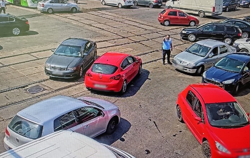 „Să ajungă la cât mai mulți șoferi”. O mare intersecție din București a rămas fără semafoare