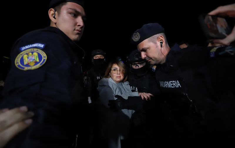 Fiica lui Ioan Crișan, milionarul ucis în atentatul cu bombă de la Arad, ridicată de anchetatori și adusă la București