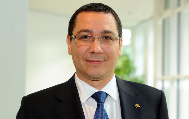 Vezi EXPLICAŢIILE HALUCINANTE ale lui Ponta legate de tăierile de la ministere precum cel al Muncii şi al Sănătaţii