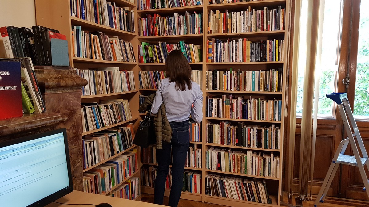 Dispar bibliotecile din România