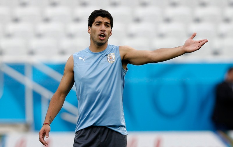 ”Suarez trebuie aruncat în închisoare! Să-l ţină pe vecie!”