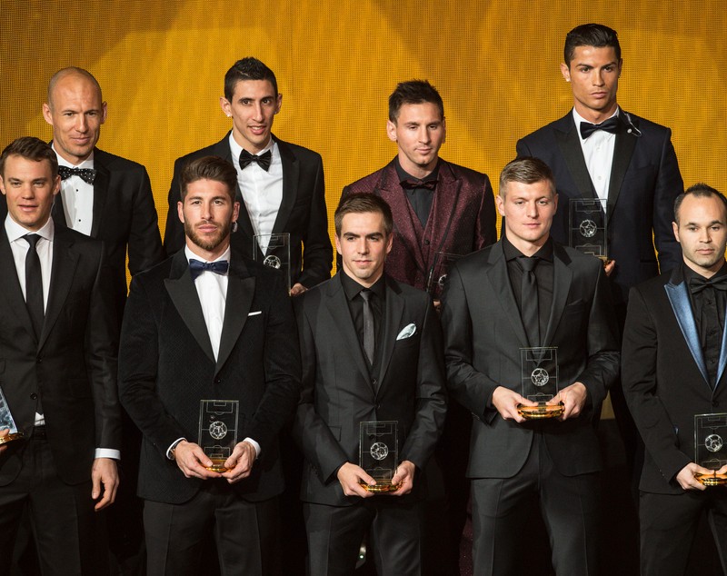 Ronaldo a câștigat ”Balonul de aur”, Sergio Ramos e ”Balonul eleganței”. Ce spun hairstyliștii și visagiștii!