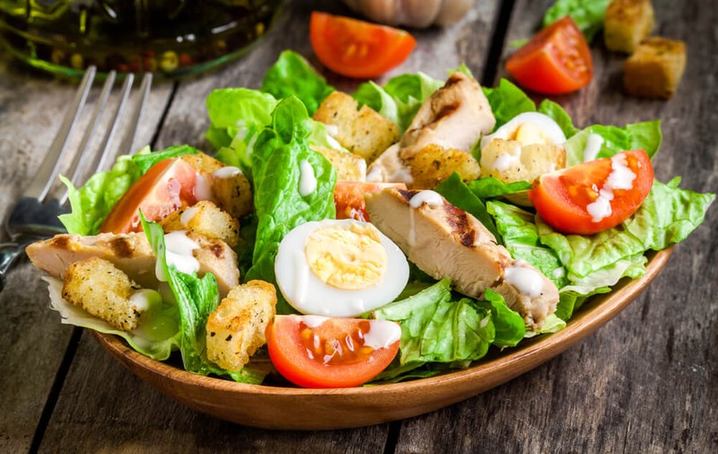 Rețete de salată. Cele mai bune salate cu carne, legume sau fructe