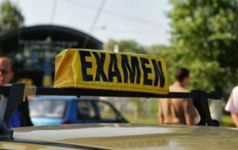 Proba practică a examenului de obţinere a permisului auto, înregistrată video şi audio, începând de azi