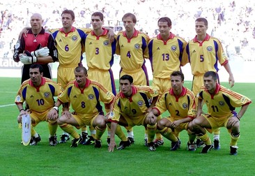 LIE45 - 20000612 - LIEGE, BELGIUM : The Romanian team with (From top L) Bogdan Stelea, Gheorghe Popescu, Liviu Ciobotariu, Iulian Filipescu, Cristian Chivu, Constantin Galca and (bottom L to R) Gheorghe Hagi, Dorinel Munteanu, Viorel Moldovan, Dan Petrescu, Adrian Ilie pose before the Euro 2000 group A match Germany v Romania in Liege Monday 12 June 2000. (ELECTRONIC IMAGE) EPA PHOTO EPA/SRDJAN SUKI/rc/ma/kr