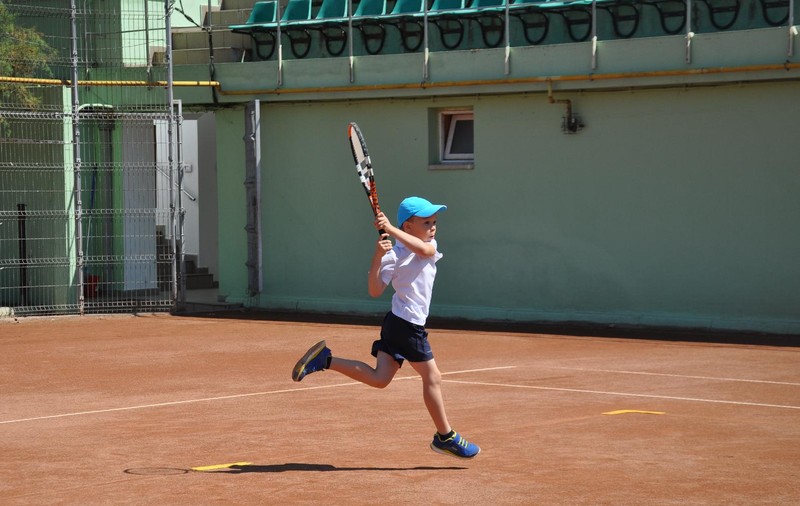 Platinum Mamaia, turneu exclusiv de dublu din circuitul Tenis Partener. Cea de a 7-a ediție a turneului de la Marea Neagră vine cu un format special de joc și premii generoase / GALERIE FOTO