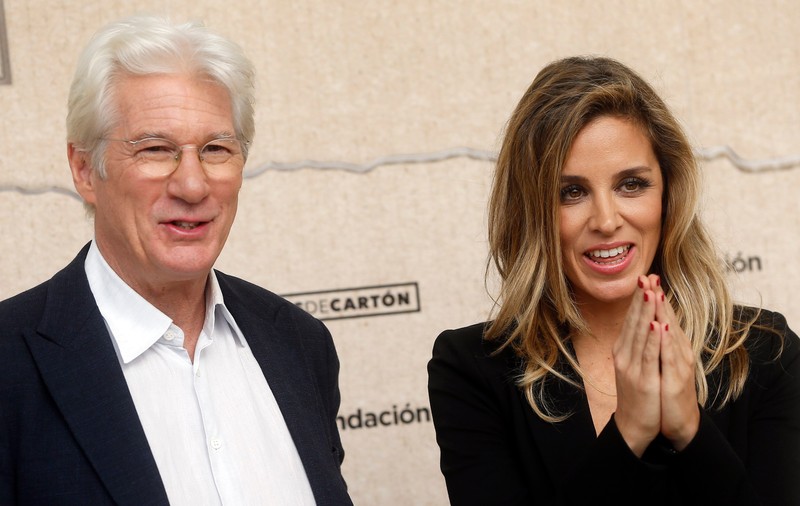 Richard Gere a devenit din nou tată, la 69 de ani. Soția actorului, Alejandra, a născut un băieţel