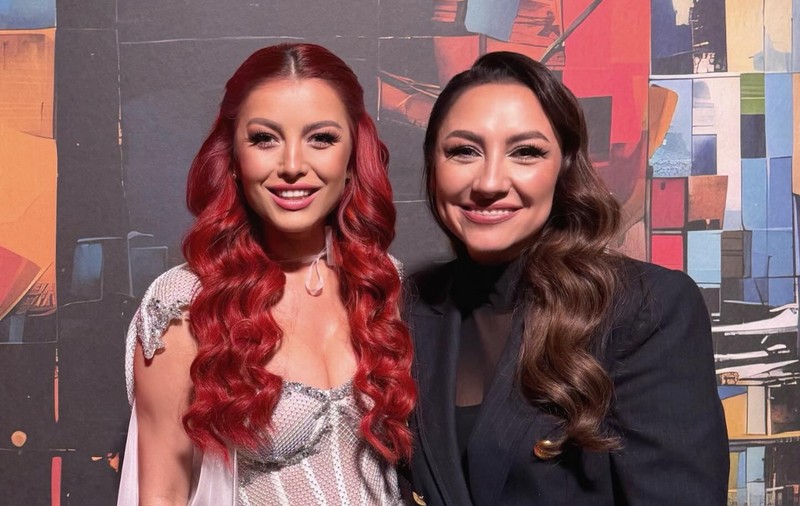 Cum a apărut Elena Gheorghe la concertul Andrei de la Sala Palatului din București: „Ne cunoaștem de când eram mici. Nu eram căsătorite, nu aveam copii”