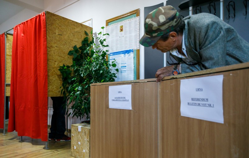 CORESPONDENȚĂ DIN URLAȚI | Reporterul Maria Andrieș transmite care este situația din comuna din județul Prahova după nouă ore de vot