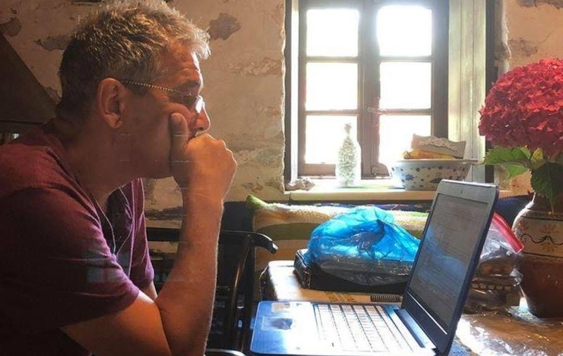Interviu cu autorul unuia dintre cele mai așteptate romane ale anului, care îl are ca erou pe Eminescu: „În mentalul românesc, nu s-a schimbat mare lucru de la el încoace”