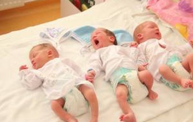 Caz rar la o maternitate din Turnu Severin! Ce a decis o femeie, după ce a născut tripleţi
