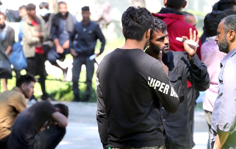 Euronews denunță abuzurile de pe “ruta balcanică”. Polițiștii de frontieră din România, acuzați că bat migranții și le administrează șocuri electrice