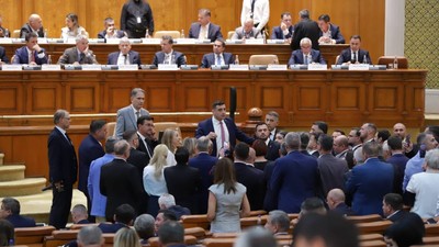 vot motiunea de cenzura